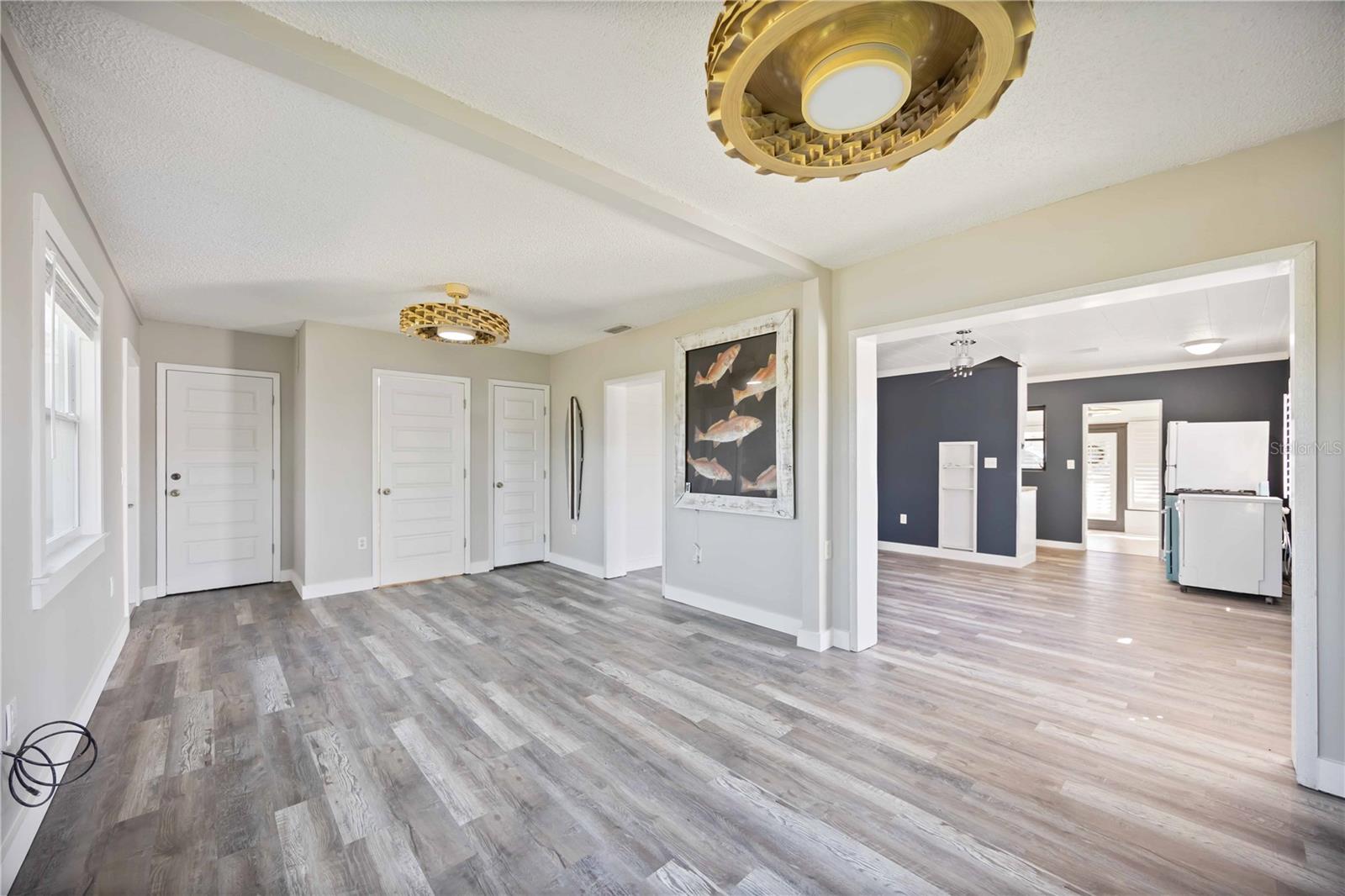MARINELAND - Residential