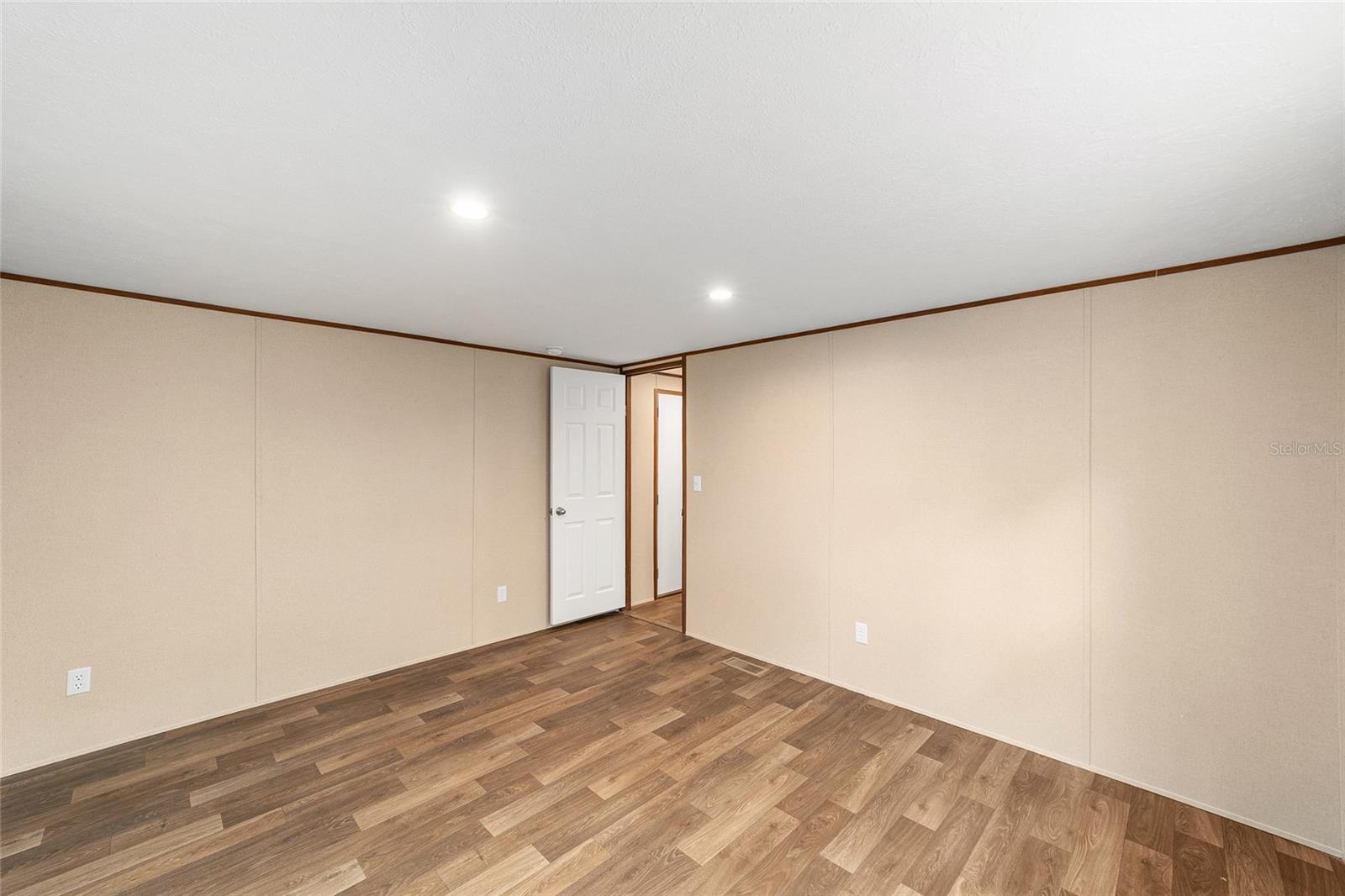 OAKRIDGE - Residential