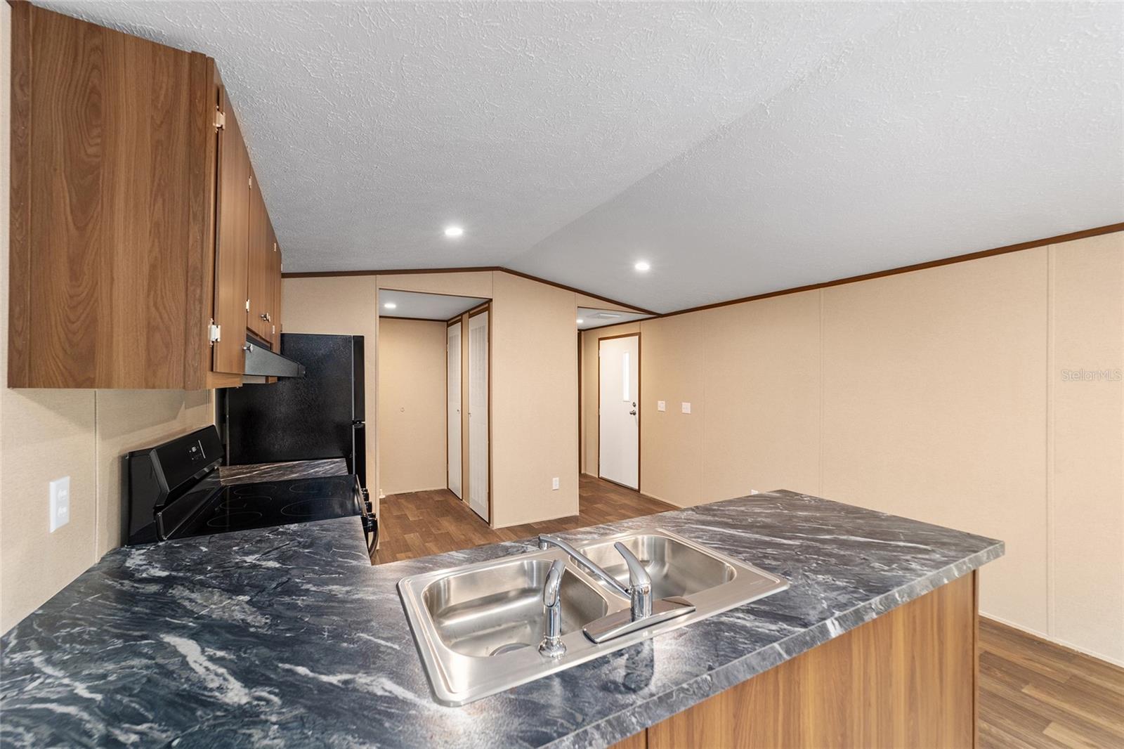 OAKRIDGE - Residential