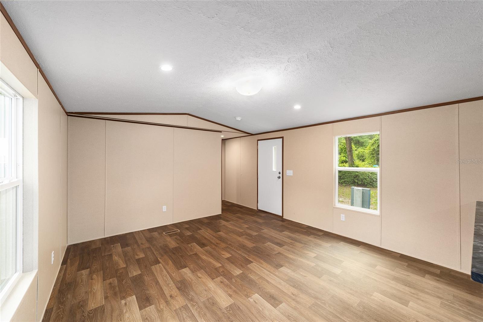 OAKRIDGE - Residential