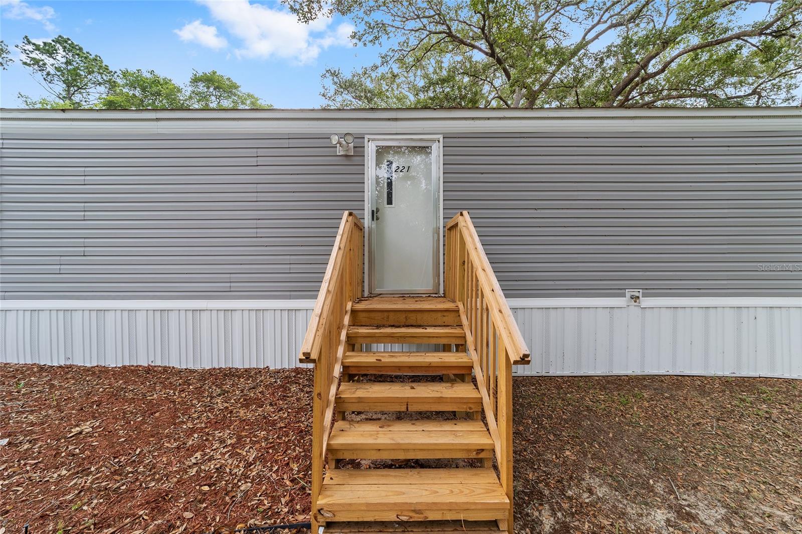 OAKRIDGE - Residential