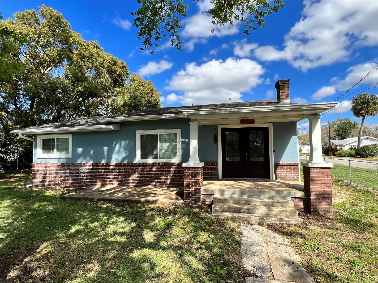 Come see this adorable home in Lake Hamilton. NO HOA!! Close to Legoland & Disney!! This charming home built in 1925 has an exterior that is fresh and updated. The large yard is entirely fenced and has a storage barn. The detached workshop has water and electric and could be made into a mother in law suite or game room - whatever you would like! **Being sold AS-IS, Buyer to verify all measurements and information**