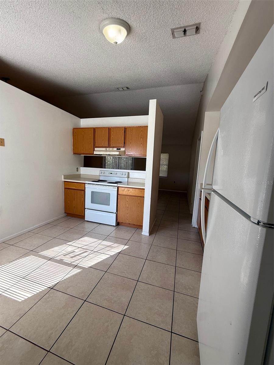 DELTONA LAKES UNIT 32 - Residential
