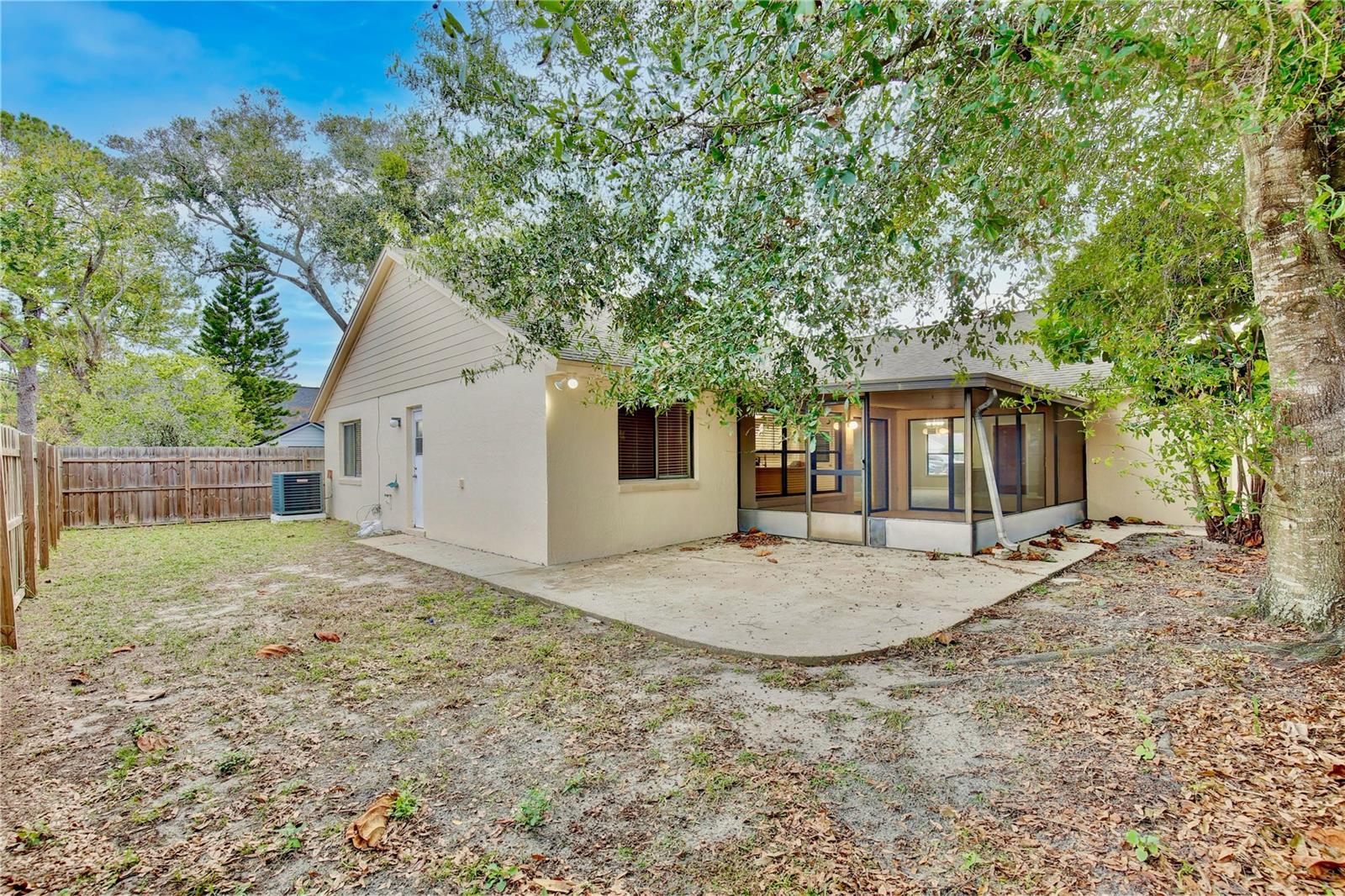 HOLLOWBROOK PH 2 - Residential Lease