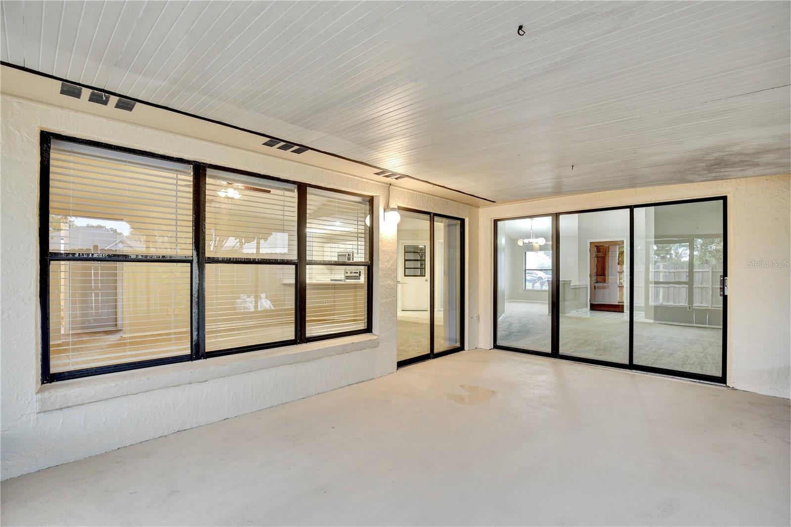 HOLLOWBROOK PH 2 - Residential Lease