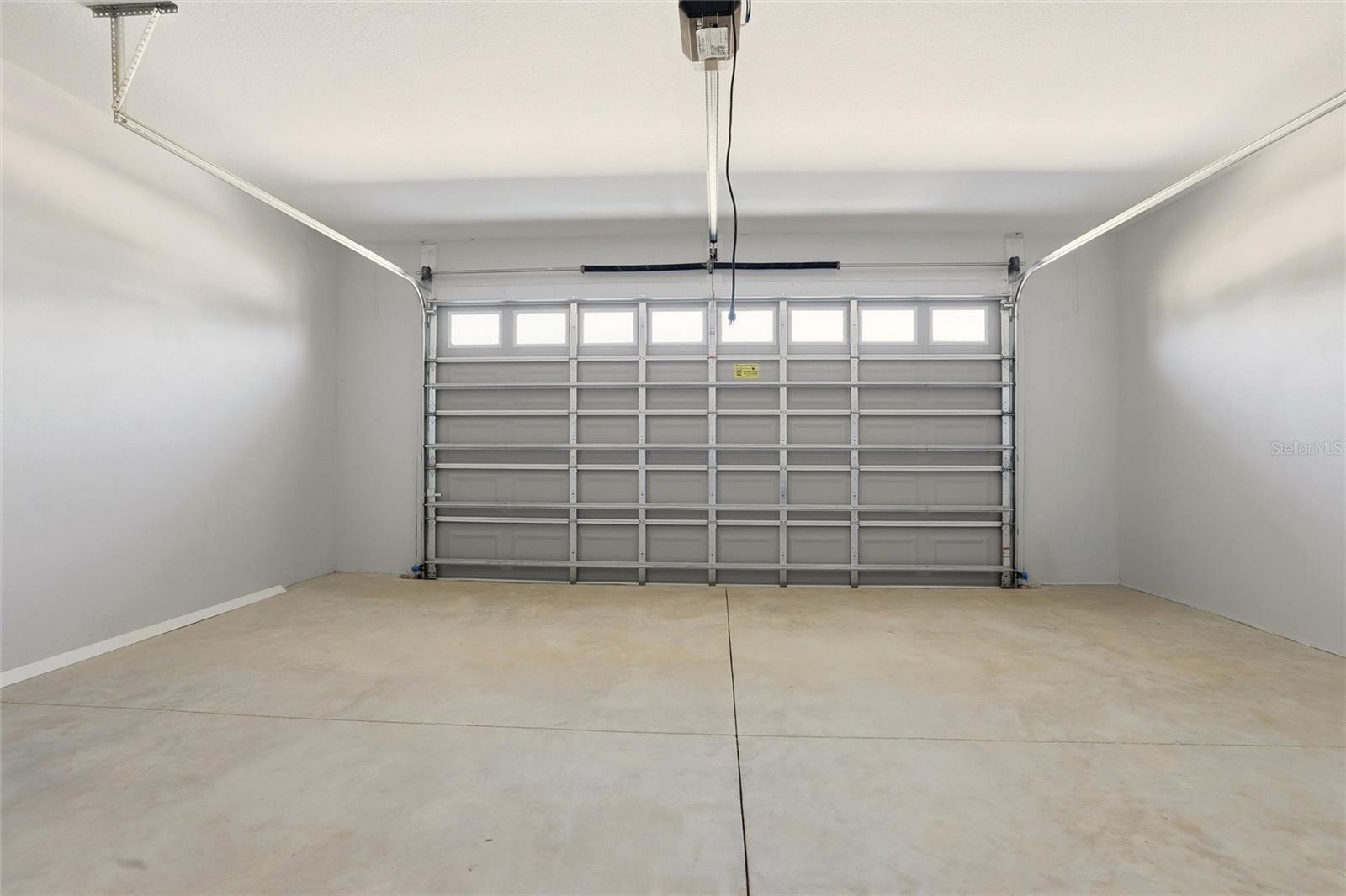 SEBRING COUNTRY ESTATES - Residential