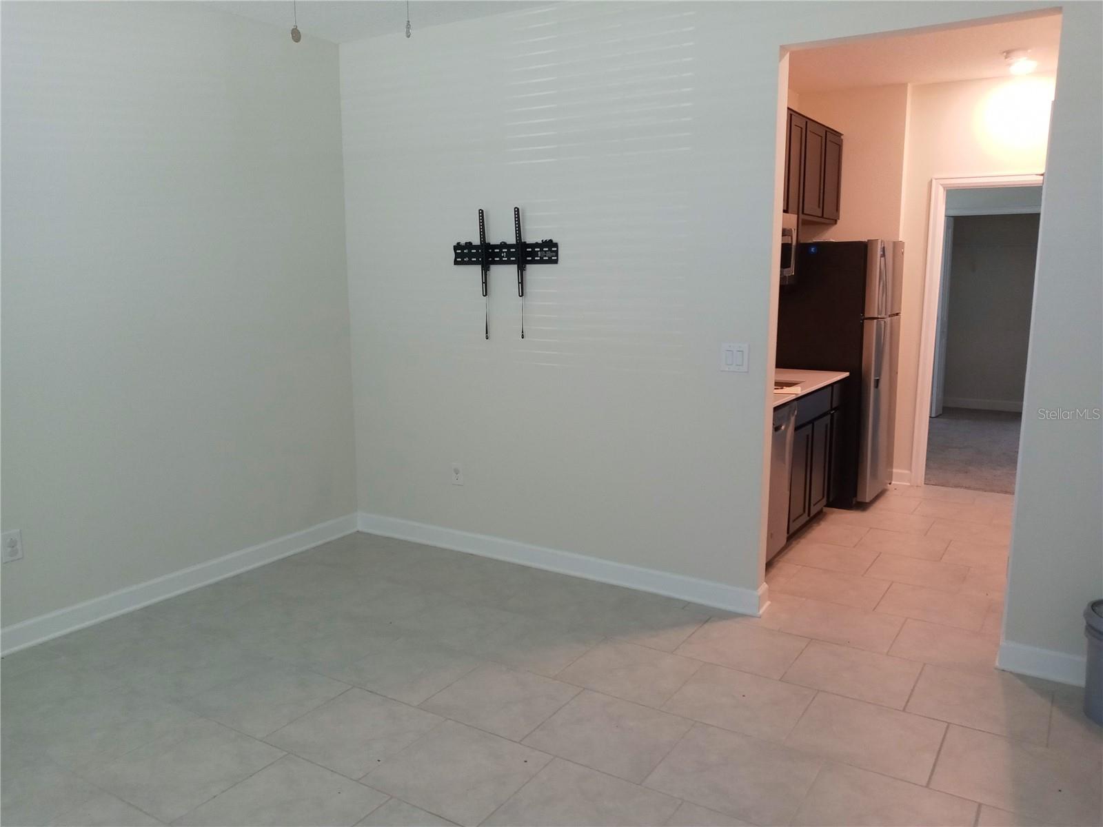 ESTATES/LK HAMMOCK - Residential Lease