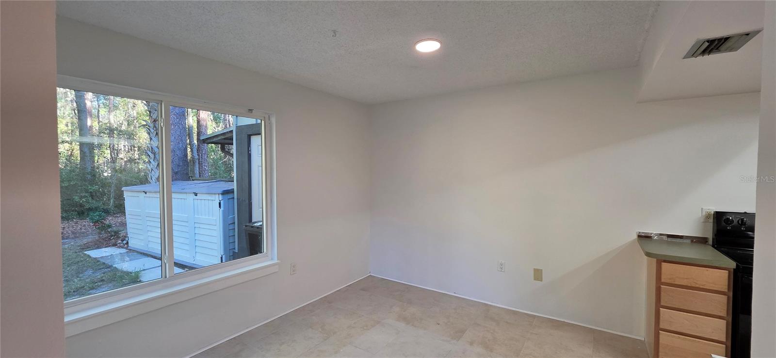 FOREST OF THE UNICORN THE LAKES - Residential