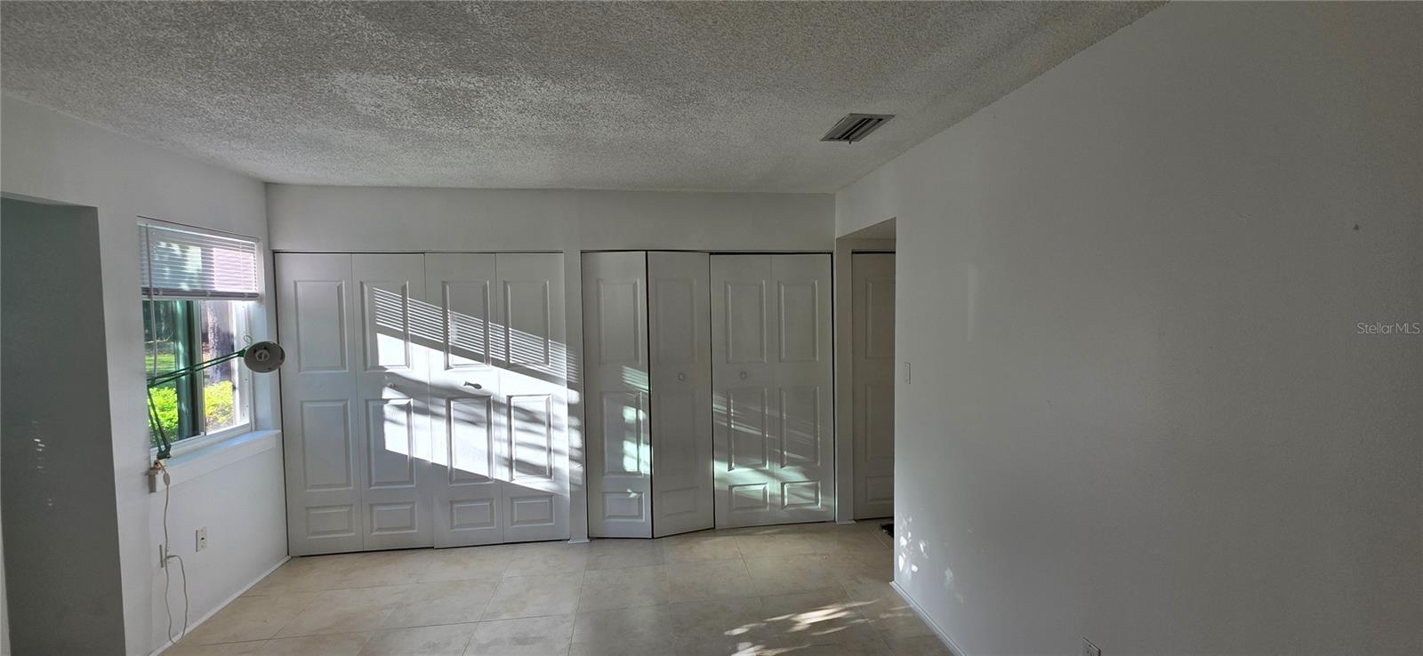 FOREST OF THE UNICORN THE LAKES - Residential