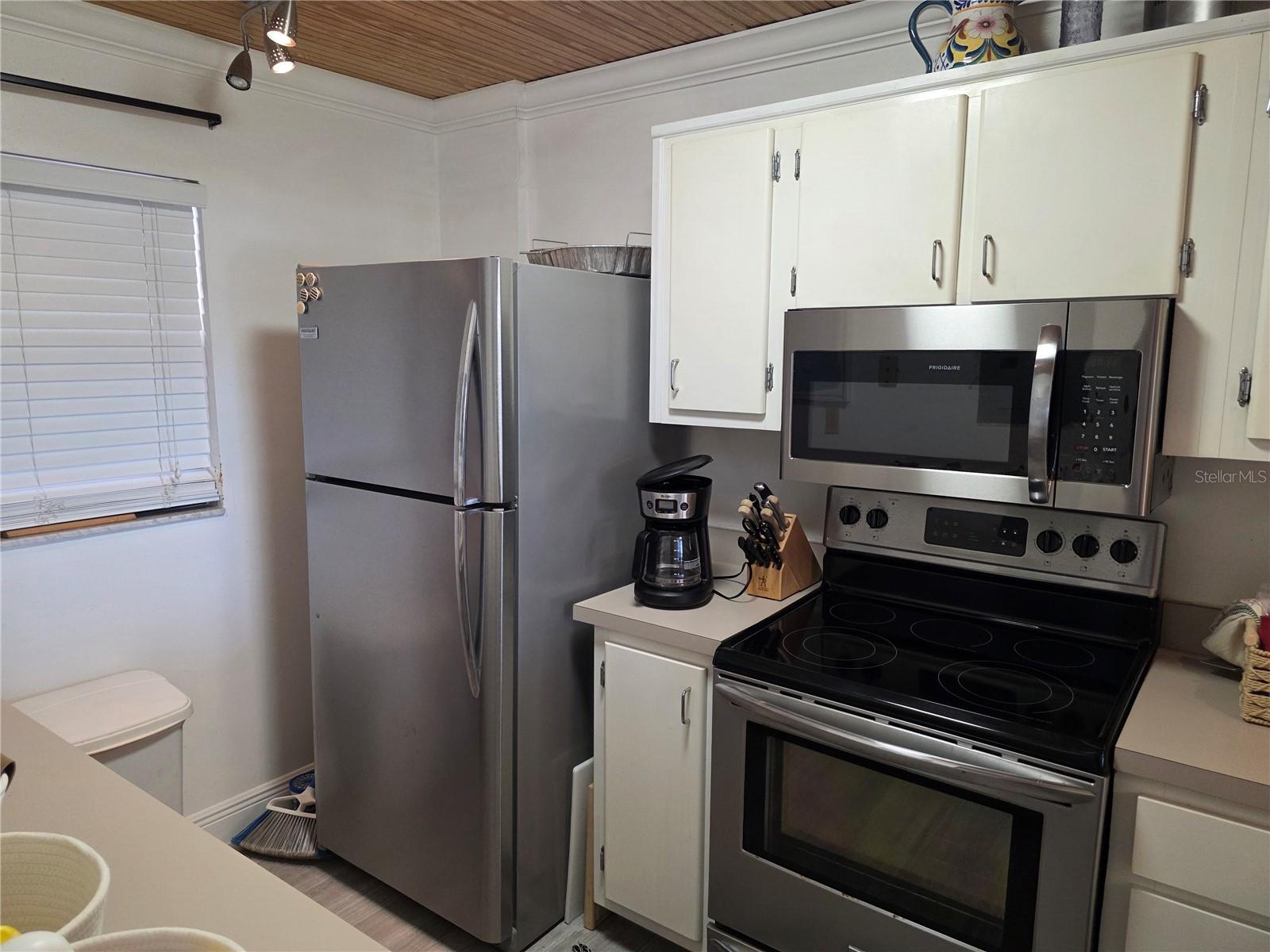 GULF MARINER THE CONDO - Residential Lease