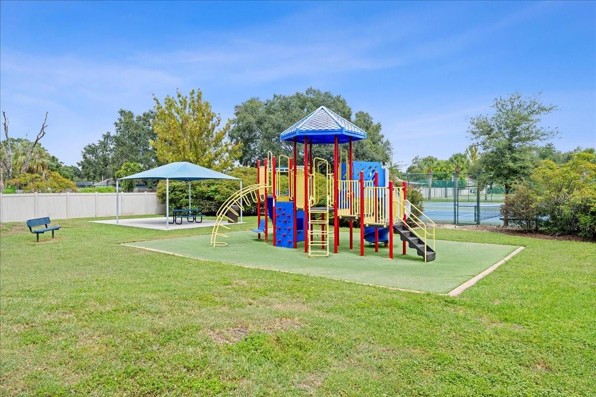 BRENTWOOD HILLS TR A UNIT 2 - Residential