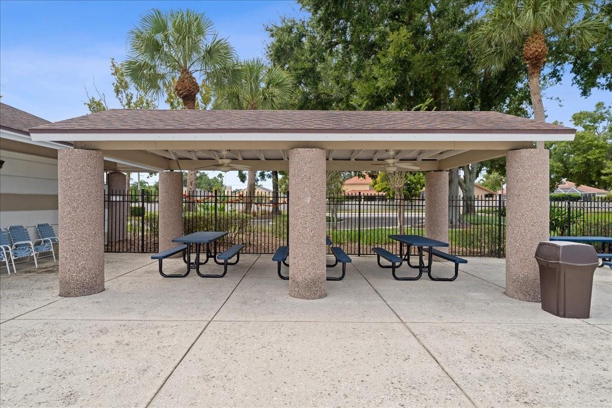 BRENTWOOD HILLS TR A UNIT 2 - Residential