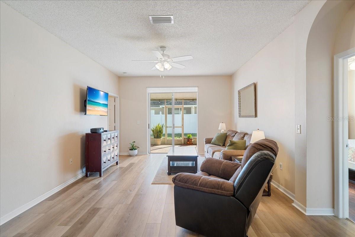 BRENTWOOD HILLS TR A UNIT 2 - Residential