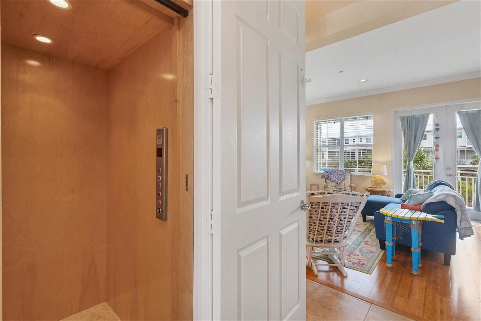 LANDINGS/CORAL CRK - Residential