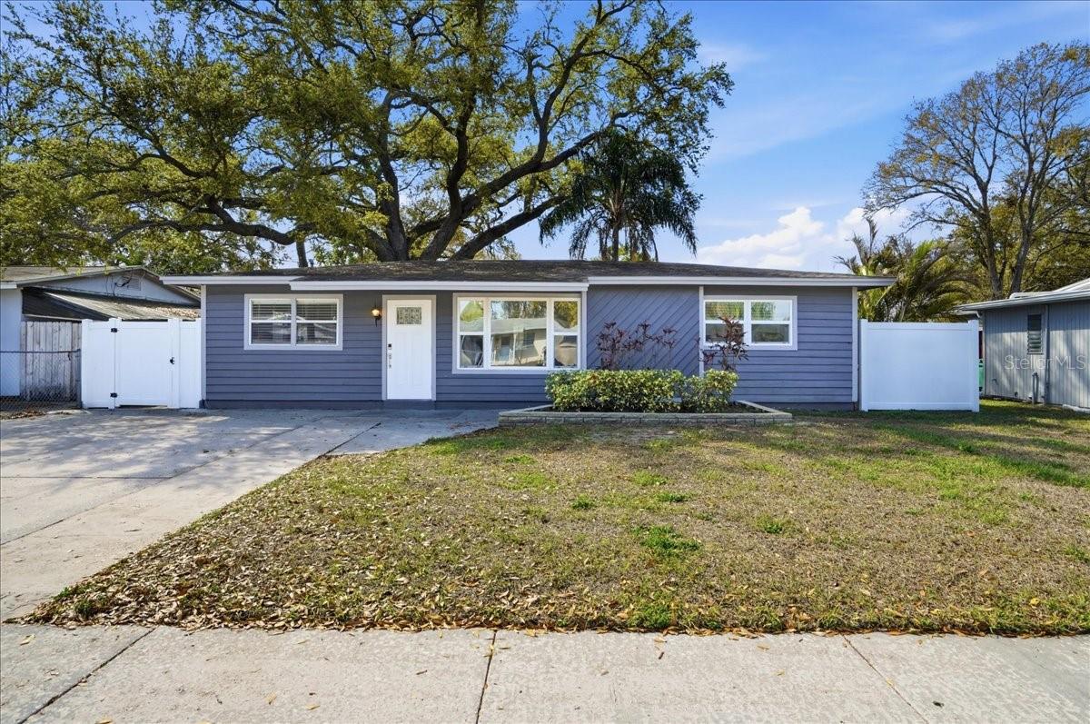 GANDY GARDENS 4 - Residential