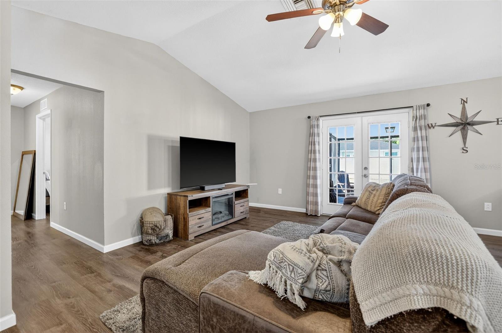 NOELL HEIGHTS UNIT ONE - Residential