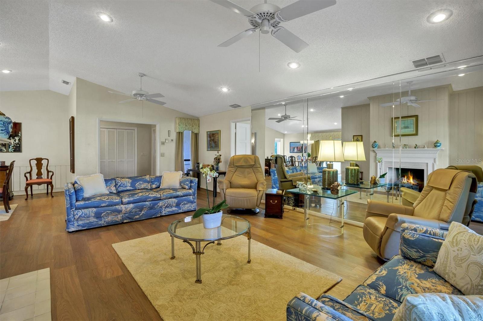 COUNTRY CLUB VILLAGE CONDO - Residential