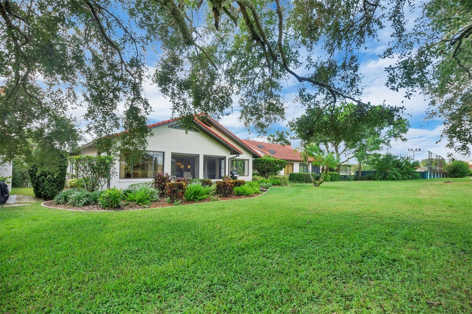 COUNTRY CLUB VILLAGE CONDO - Residential