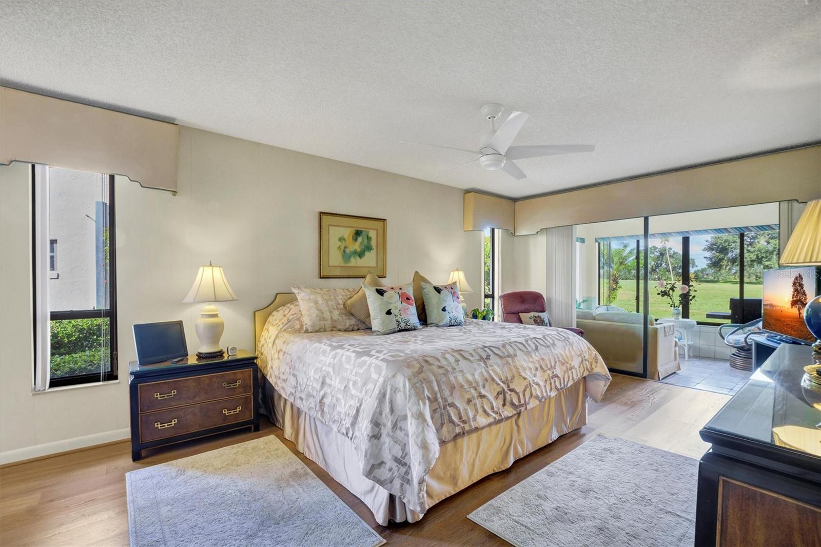 COUNTRY CLUB VILLAGE CONDO - Residential