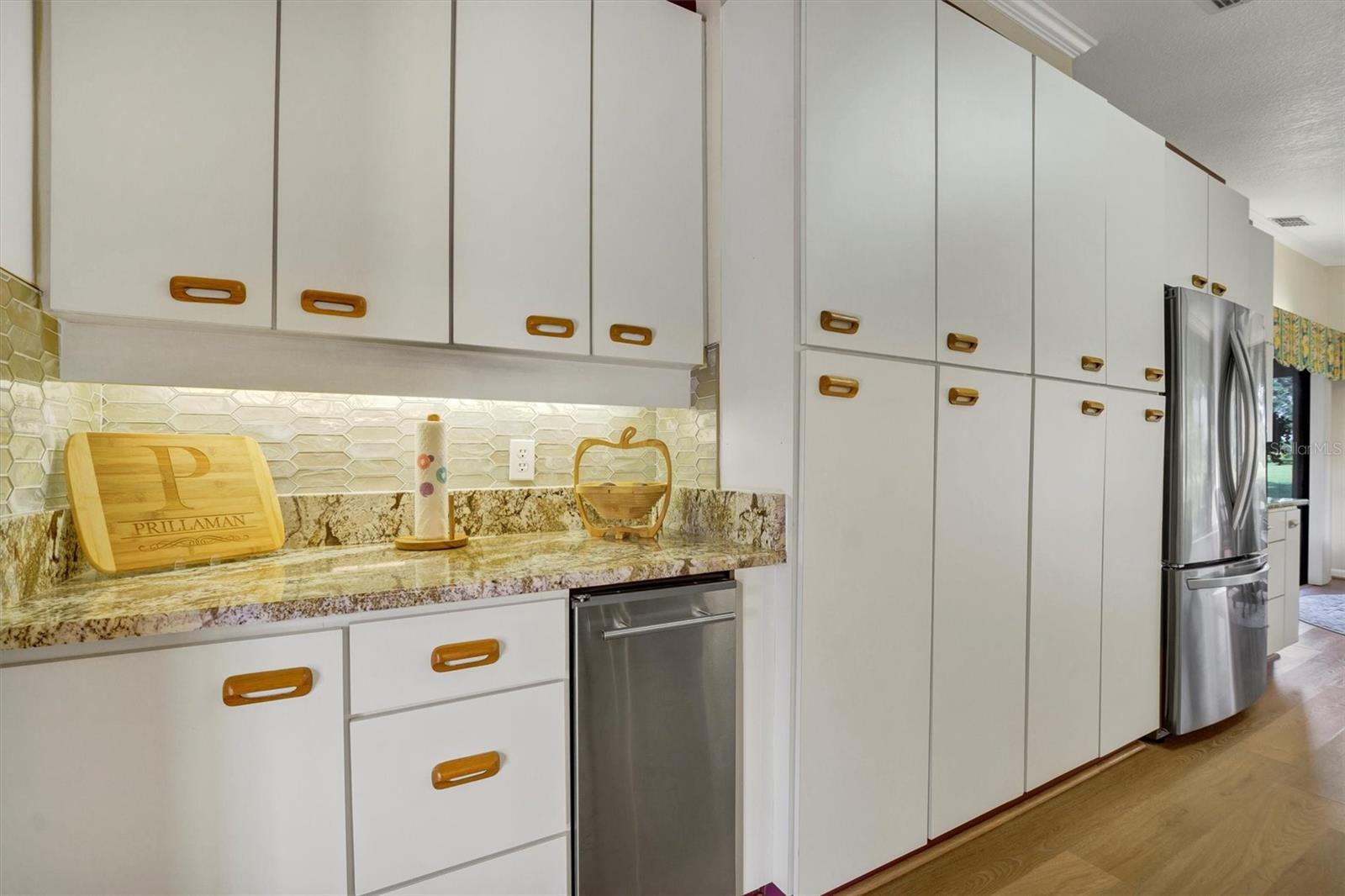 COUNTRY CLUB VILLAGE CONDO - Residential