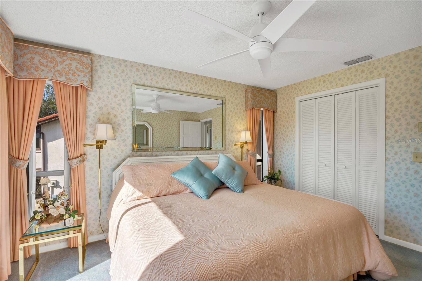COUNTRY CLUB VILLAGE CONDO - Residential
