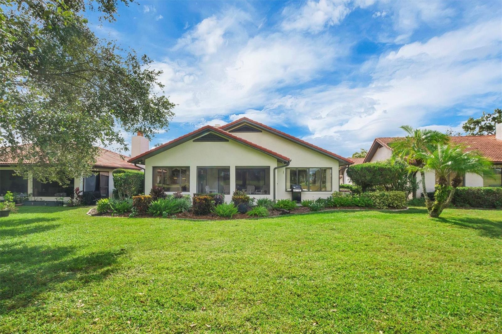 COUNTRY CLUB VILLAGE CONDO - Residential