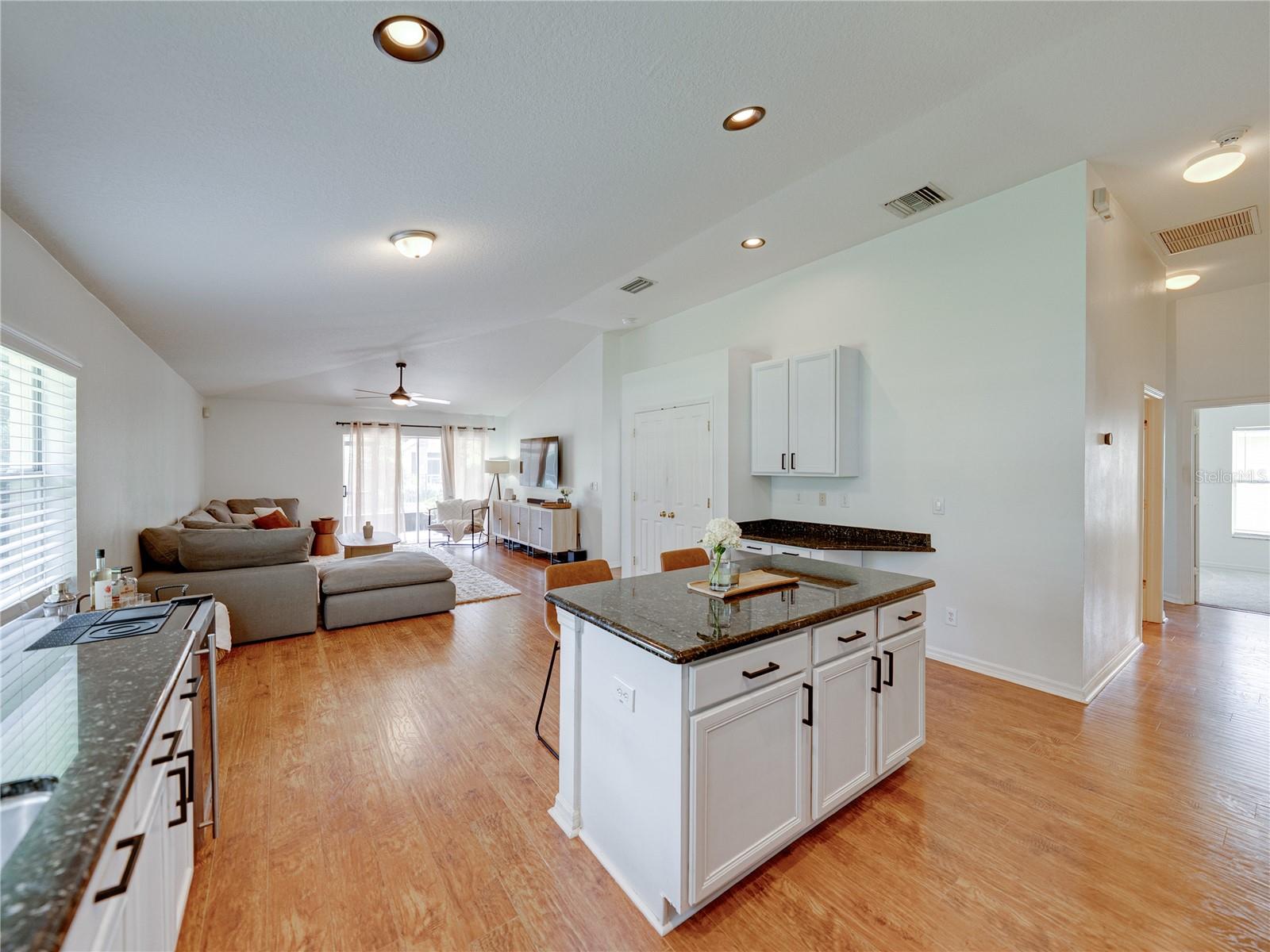 FISHHAWK RANCH PH 2 PRCL - Residential