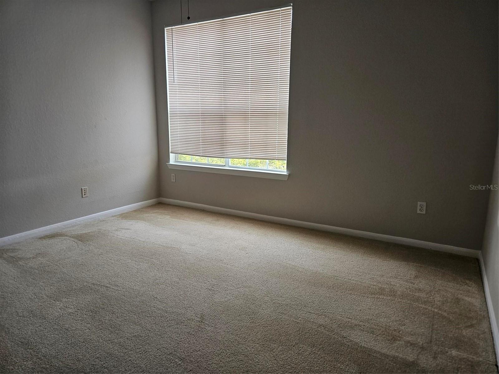 CENTRAL PK/LEE VISTA - Residential