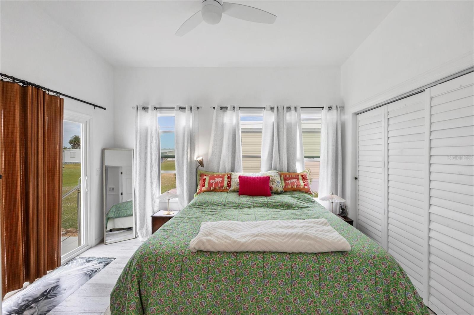 VILLAGE HOLIDAY LAKE - Residential