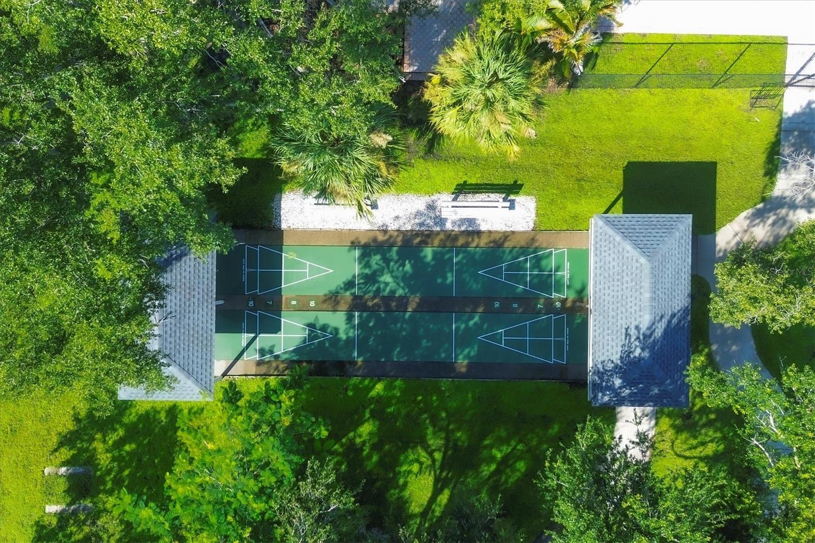 VILLAGE HOLIDAY LAKE - Residential