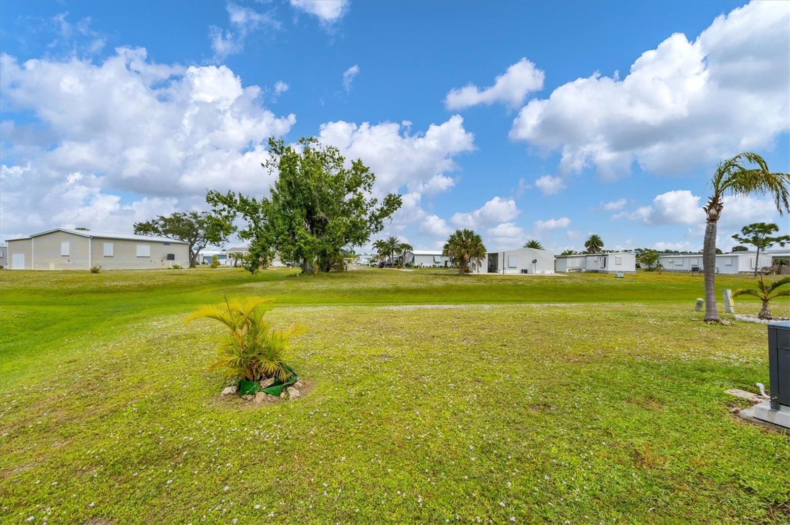 VILLAGE HOLIDAY LAKE - Residential