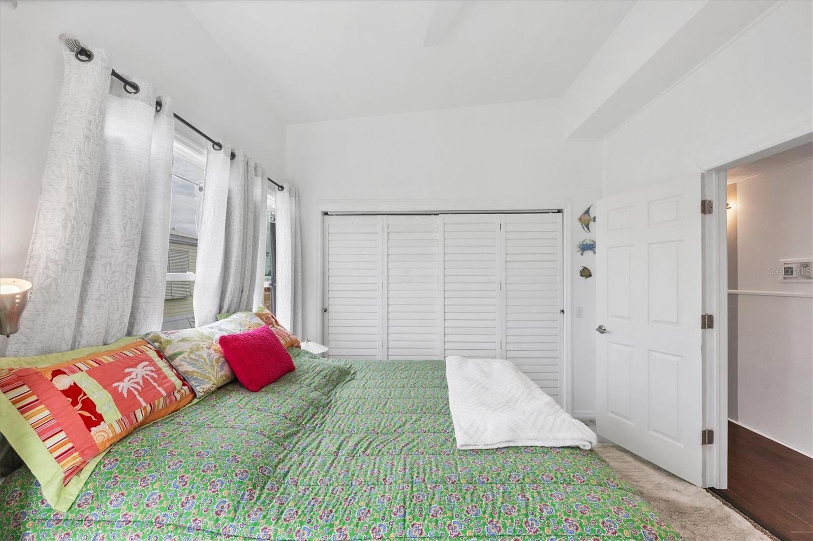 VILLAGE HOLIDAY LAKE - Residential