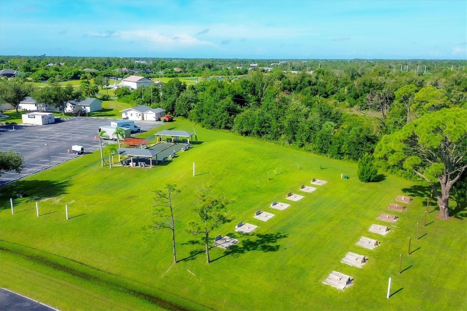 VILLAGE HOLIDAY LAKE - Residential