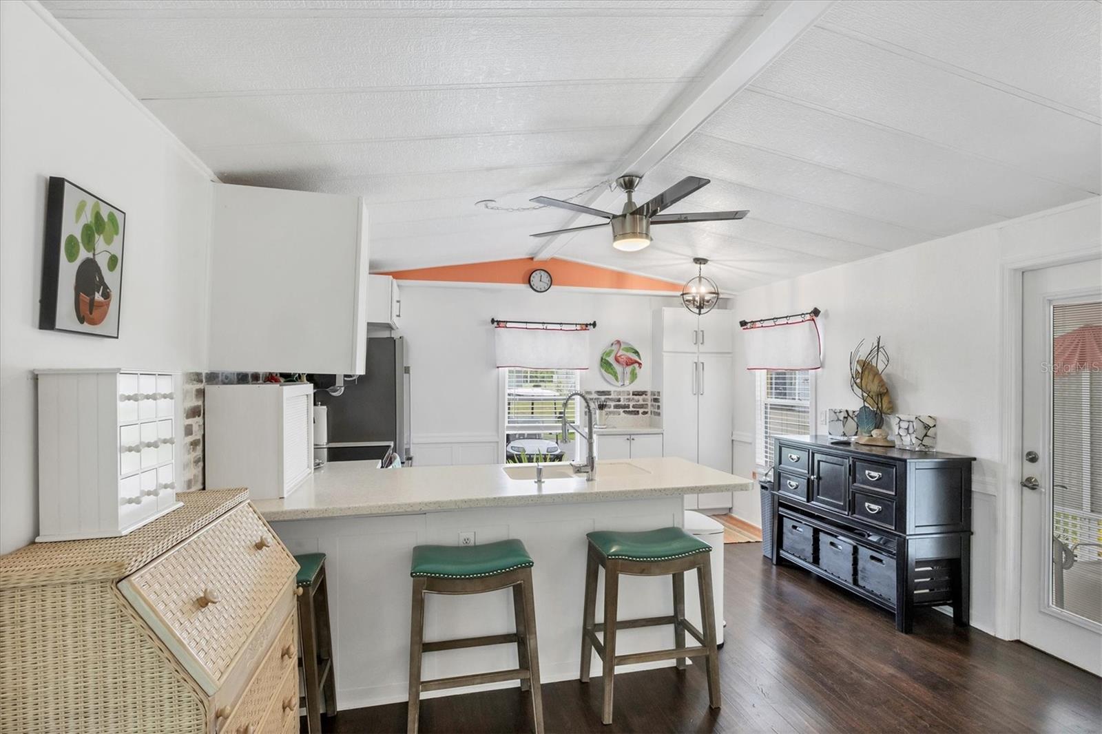 VILLAGE HOLIDAY LAKE - Residential