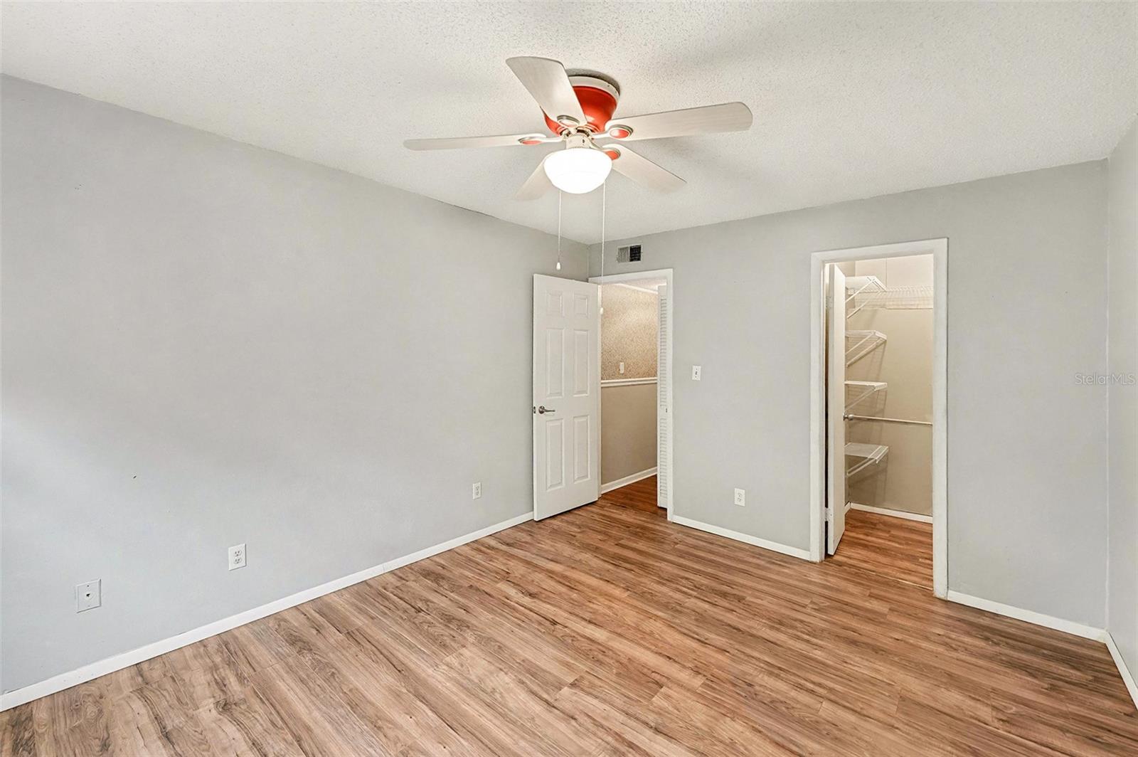 THE GREENS OF TOWNN COUNTRY A CONDO - Residential