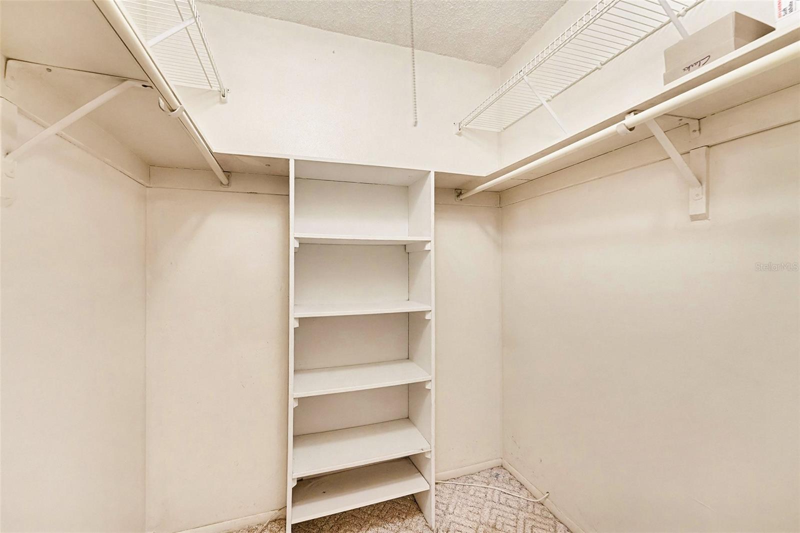 THE GREENS OF TOWNN COUNTRY A CONDO - Residential