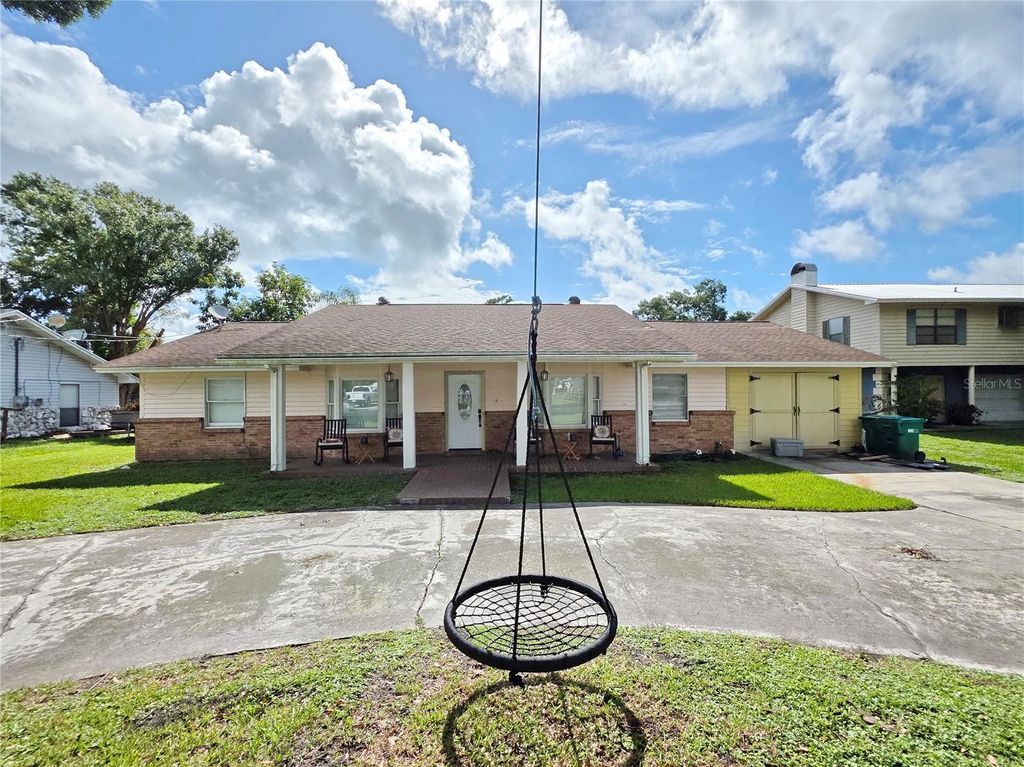 Photo of 2925 SE 35th Avenue, Okeechobee, FL 34974 (MLS # OK225496)