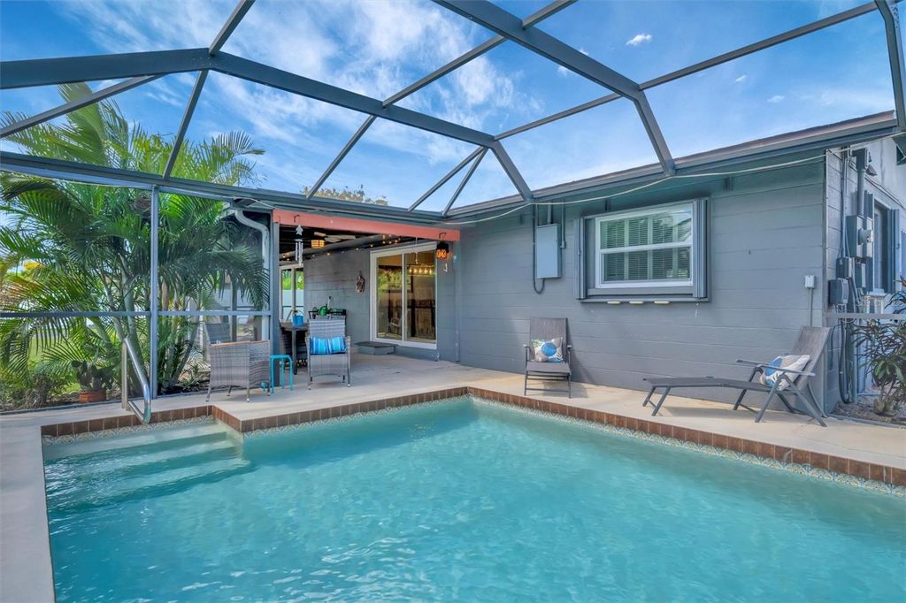 Photo of 3339 Shamrock Drive, Venice, FL 34293 (MLS # A4667761)