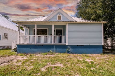 A home in TAMPA