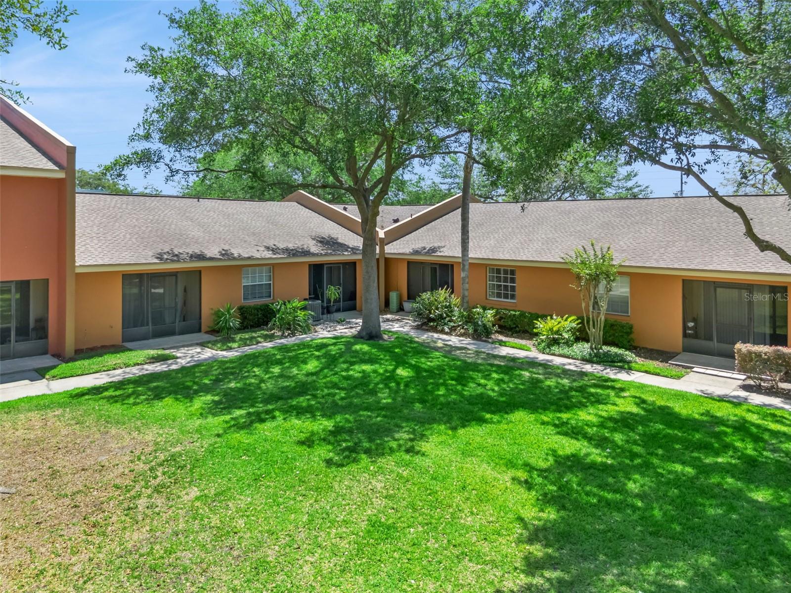 WRENWOOD CONDO - Residential