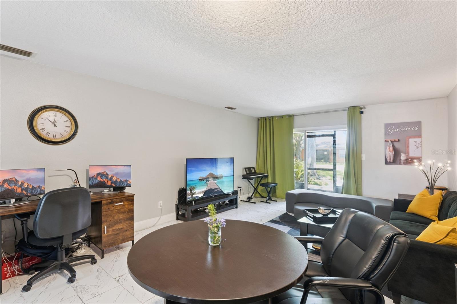 WRENWOOD CONDO - Residential