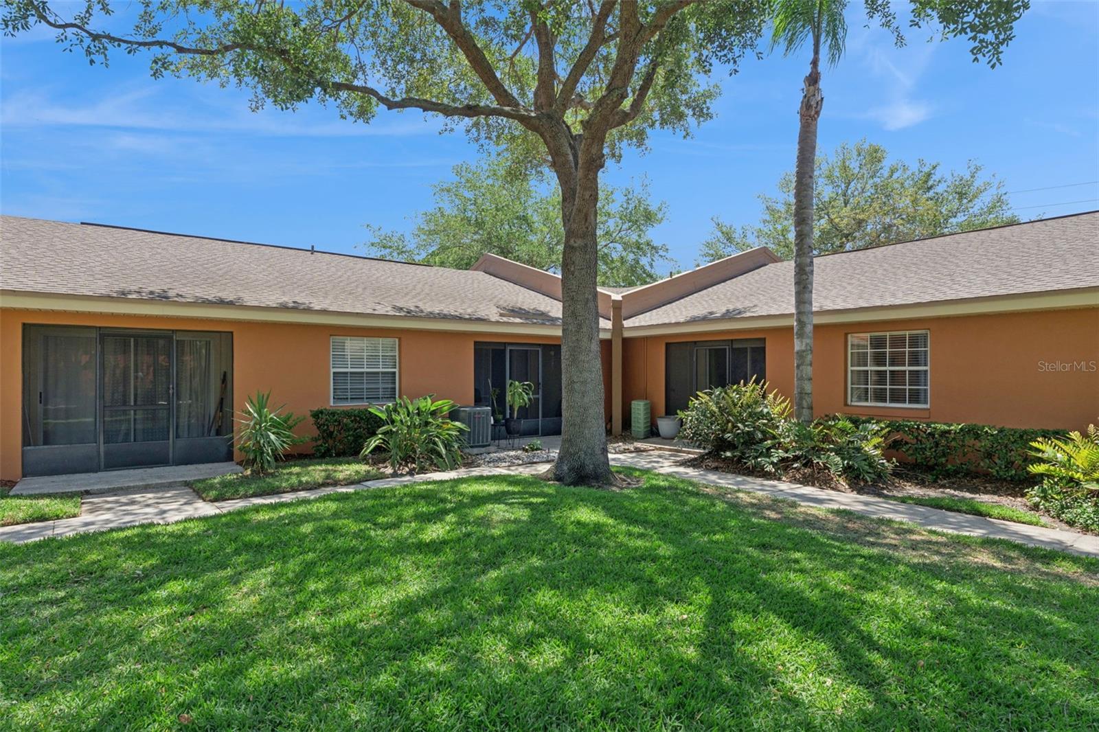 WRENWOOD CONDO - Residential