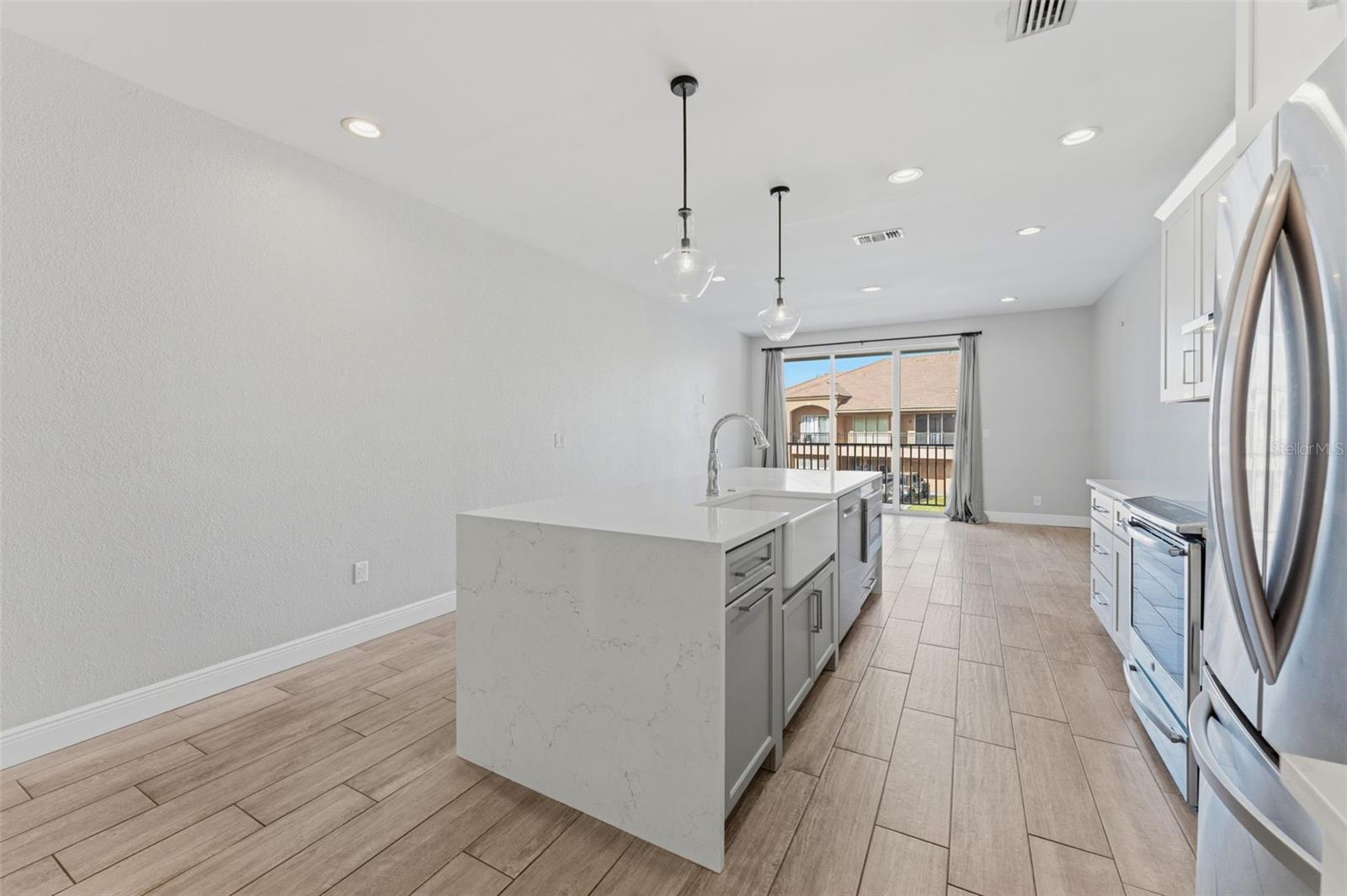 ISLAND WALK A CONDO - Residential