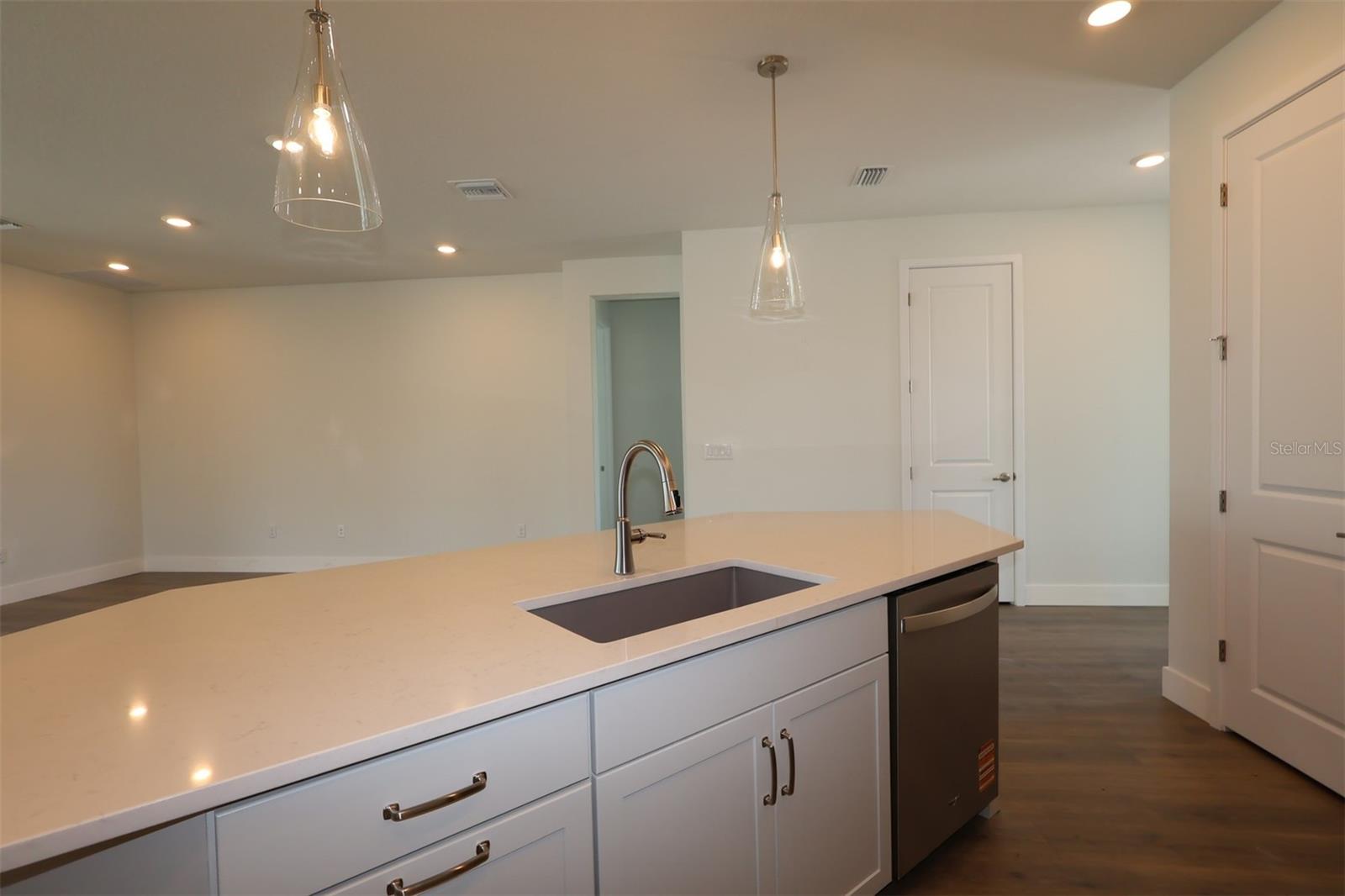 VISTERA OF VENICE - Residential