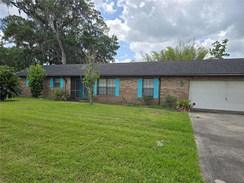 Photo of 4506 SE 7th Place, Ocala, FL 34471 (MLS # TB8373231) Photo of 4506 SE 7th Place, Ocala, FL 34471 (MLS # TB8373231)