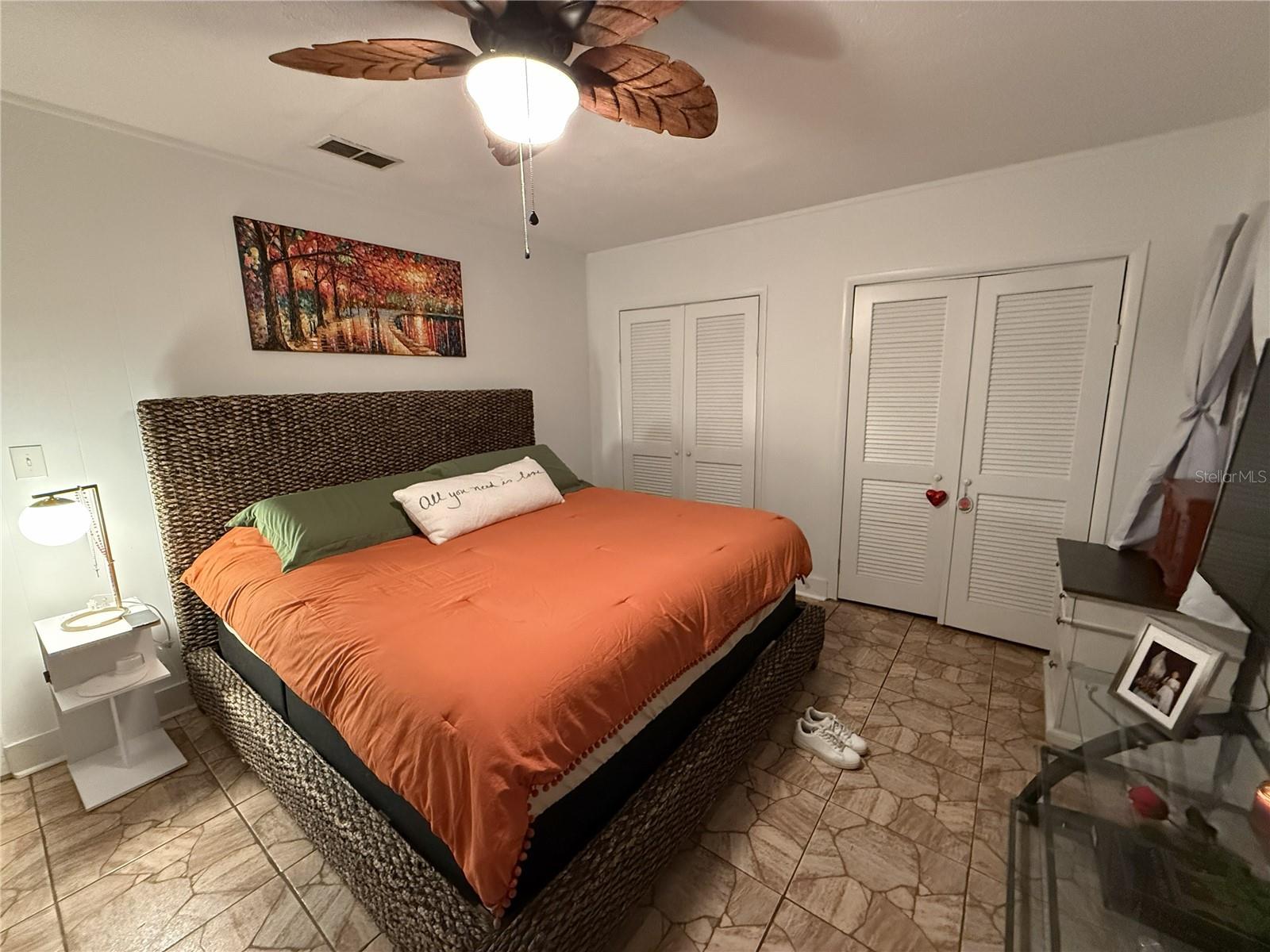 MINNEOLA TOWN - Residential