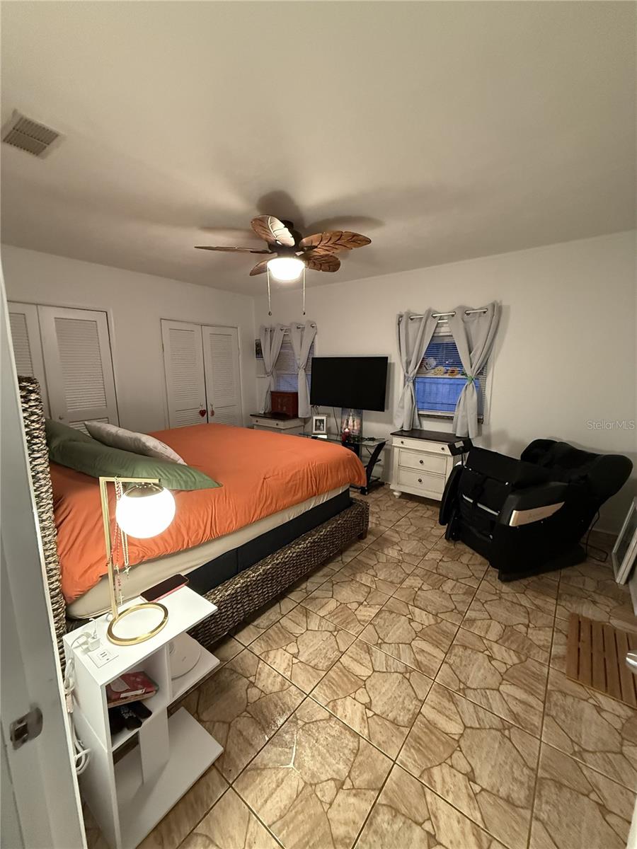 MINNEOLA TOWN - Residential