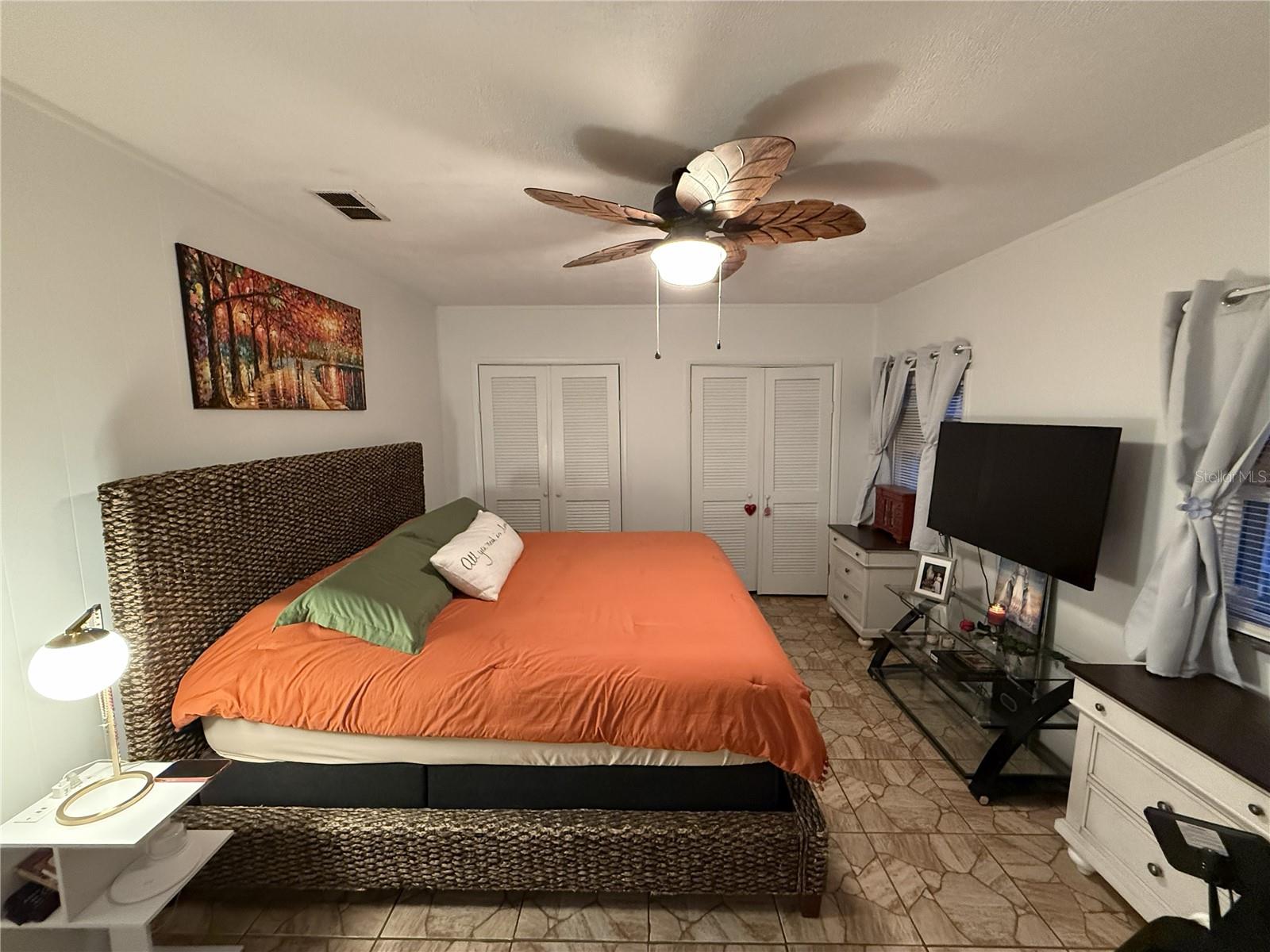 MINNEOLA TOWN - Residential