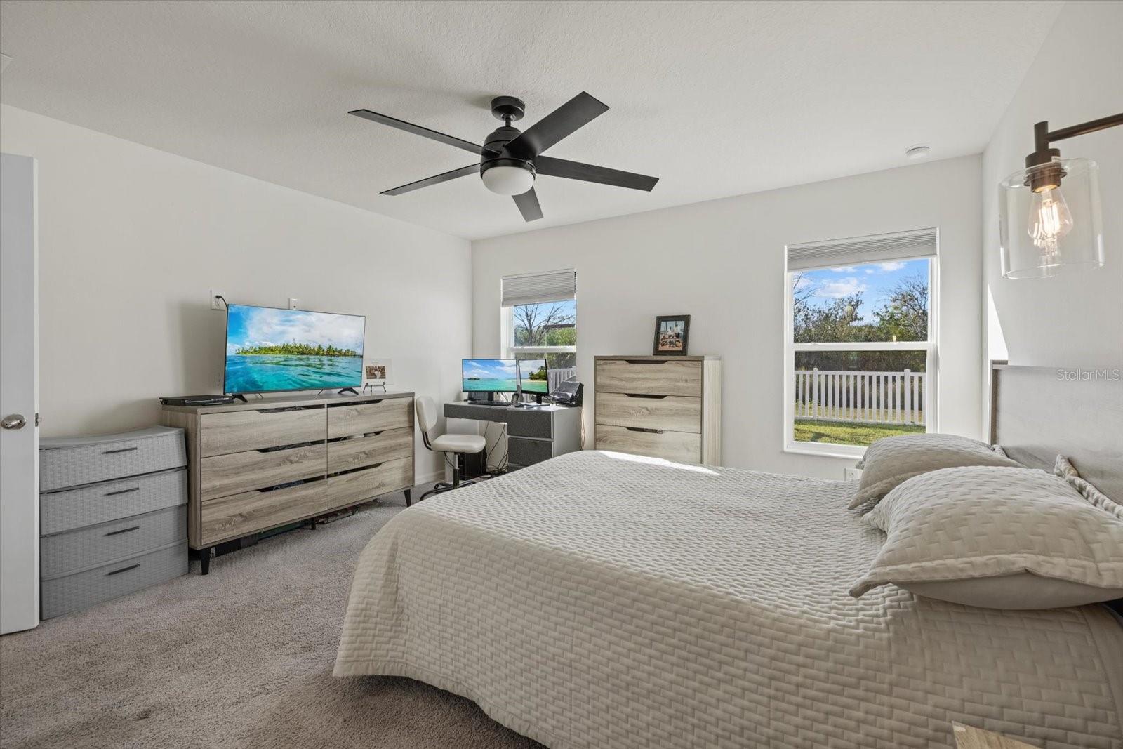 SAWGRASS LAKES PH I-III - Residential