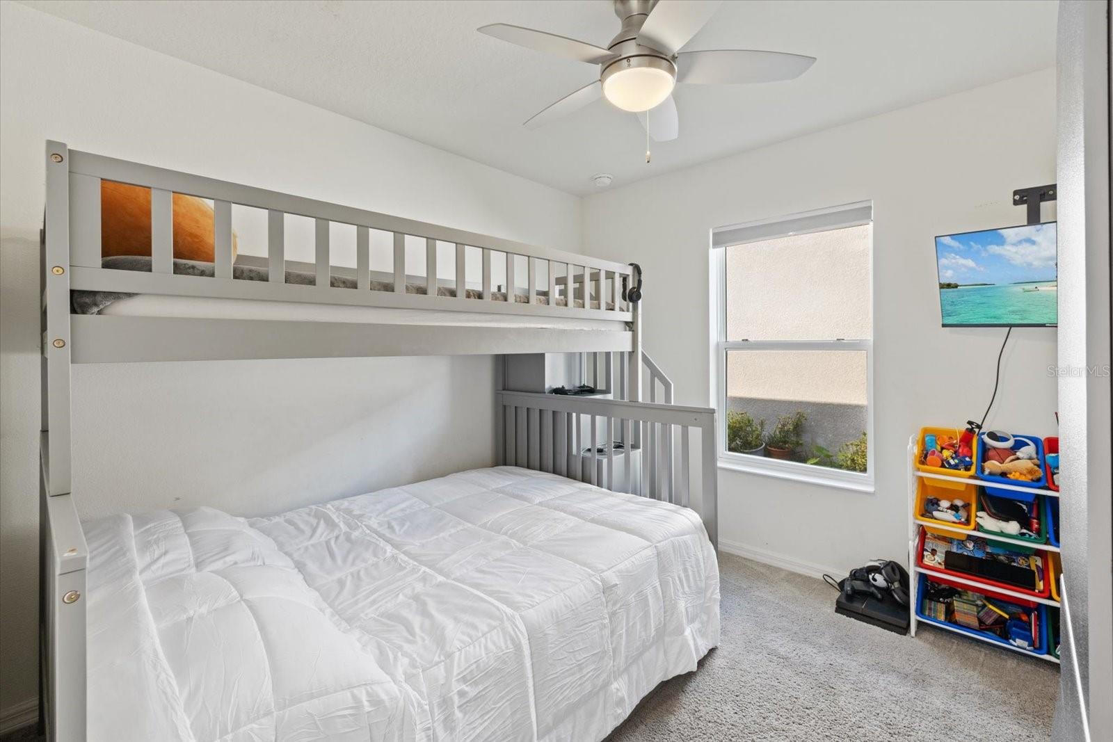 SAWGRASS LAKES PH I-III - Residential